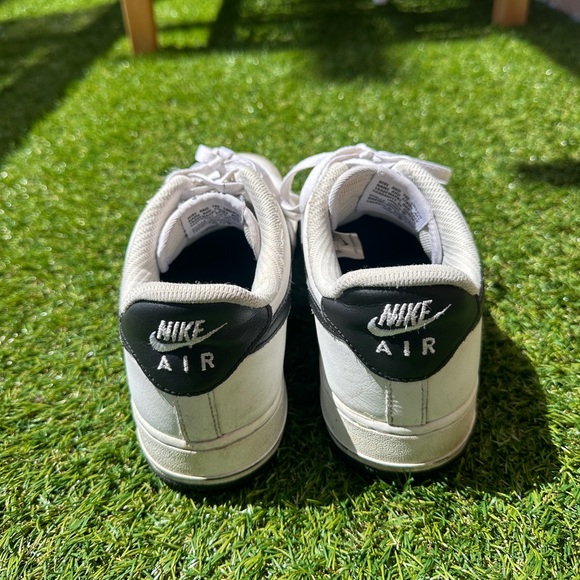 Nike Airforce 1s - Picture 2 of 4